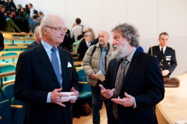 Kung Carl XVI Gustaf och Ray Pierrehumbert. Foto: Eva Dalin